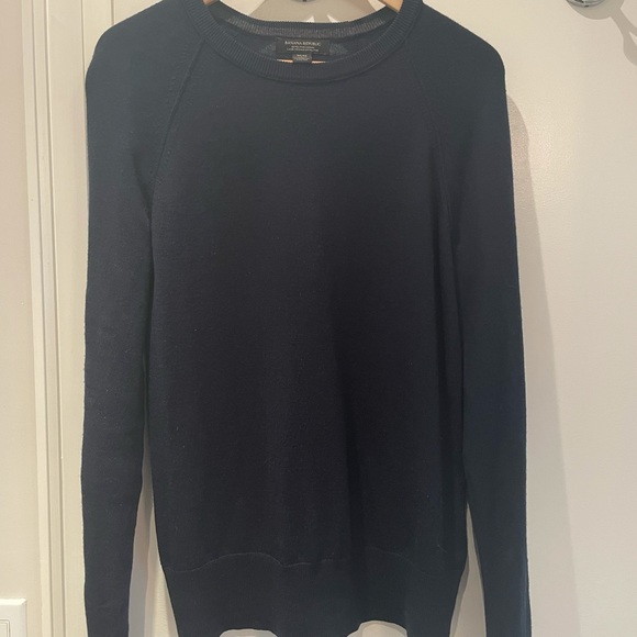 Navy Banana Republic Sweater - Picture 2 of 5